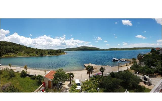 Apartamenty Nada - nocleg Pirovac Chorwacja