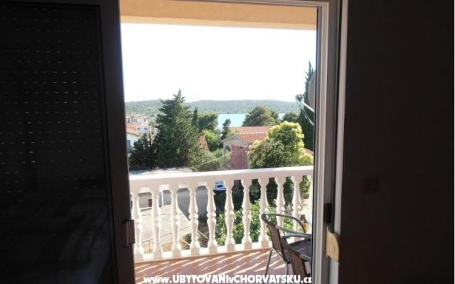 Apartamenty More - nocleg Pirovac Chorwacja