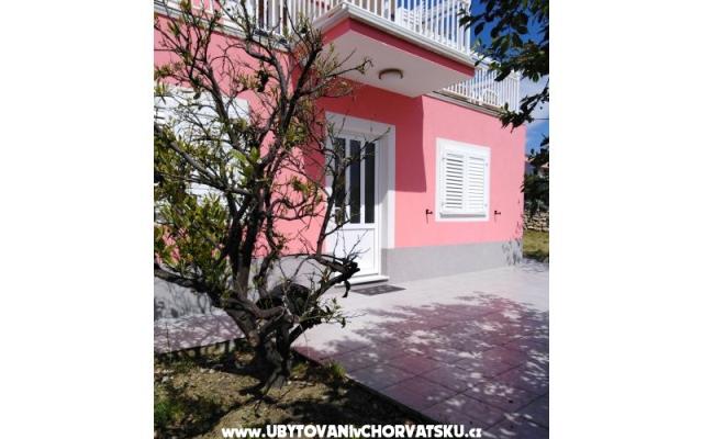Apartamenty Renić - nocleg Podstrana Chorwacja