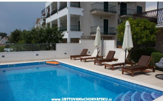 Apartaments Ivan - nocleg Podstrana Chorwacja