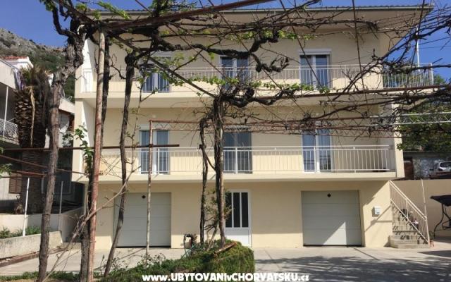 Apple apartments - nocleg Podstrana Chorwacja
