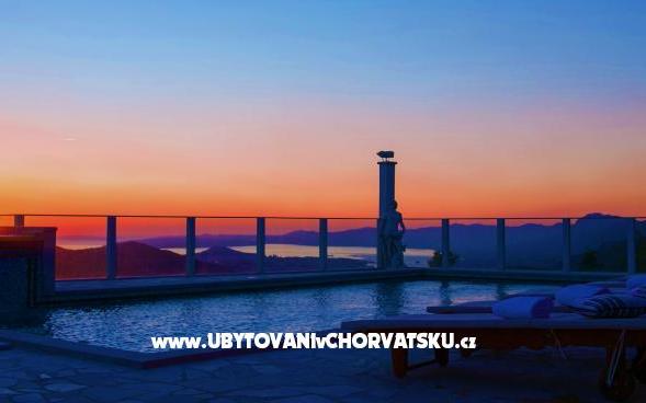 Villa Nino-Gornje Sitno - nocleg Podstrana Chorwacja