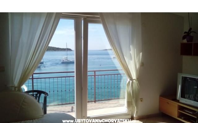 Apartamenty Petra - nocleg Primosten Chorwacja