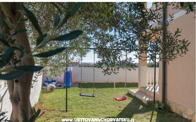 Apartamenty Divino - nocleg Privlaka Chorwacja