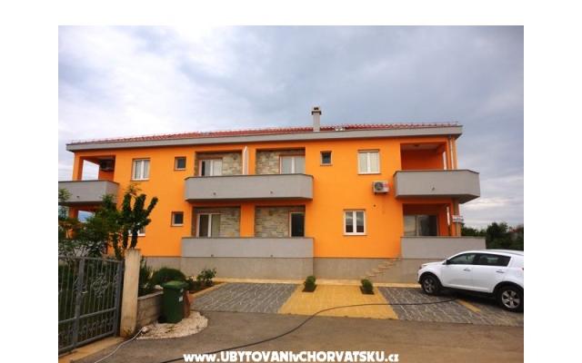 Apartamenty Dora - nocleg Privlaka Chorwacja