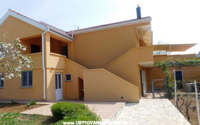 Apartamenti Julieta  - nocleg Privlaka Chorwacja