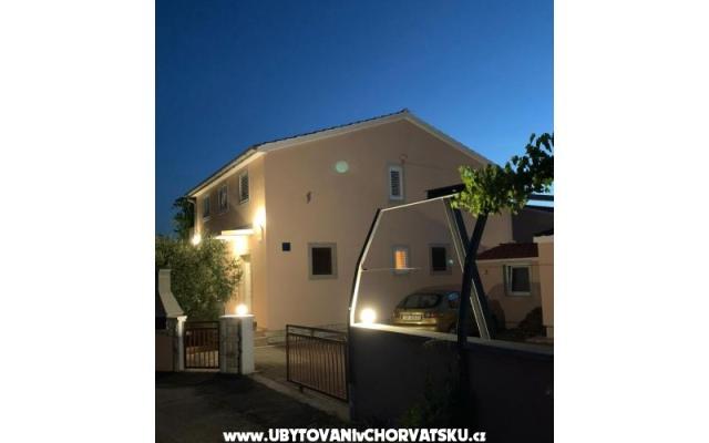 Apartamenty Toni - nocleg Privlaka Chorwacja