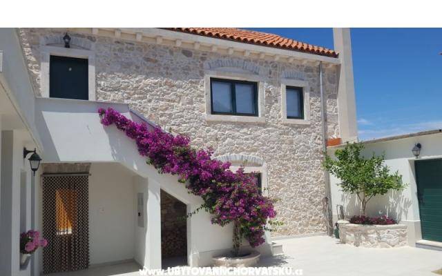 Mustaća Dvori - nocleg Privlaka Chorwacja