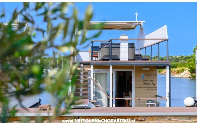 Dom boat Water lily - nocleg Pula Chorwacja