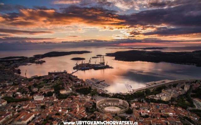 Pula City Center Accommodation****  - nocleg Pula Chorwacja