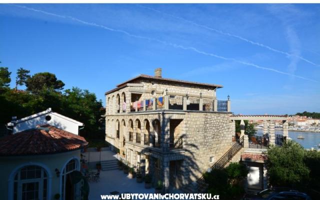 Villas Arbia - Pokoje and Apartamenty - nocleg eiland Rab Chorwacja