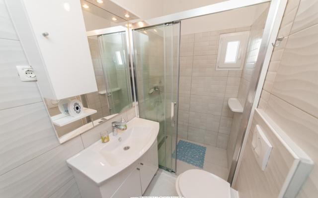 Apartament Miočić - Adam - nocleg Razanac Chorwacja