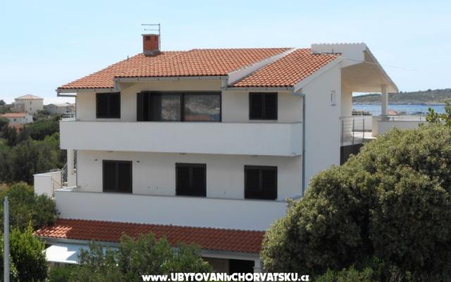 Apartamenty Balić - nocleg Rogoznica Chorwacja