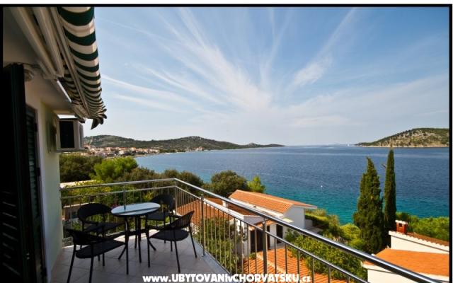 Apartamenty Ban - nocleg Rogoznica Chorwacja