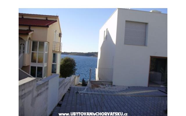 Apartamenty Čavrak - nocleg Rogoznica Chorwacja