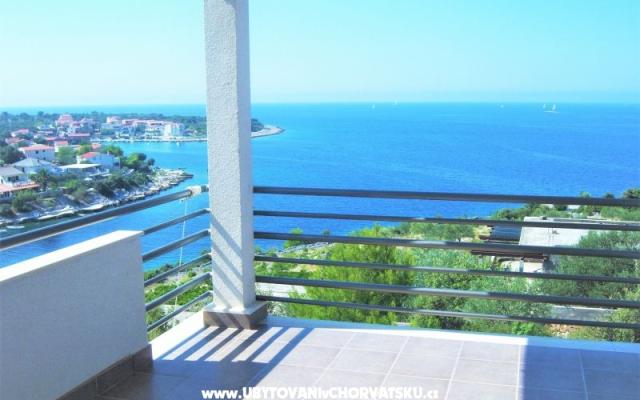 Apartamenty Matan - nocleg Rogoznica Chorwacja
