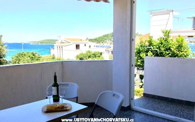  Blue Apartamenty - nocleg Rogoznica Chorwacja