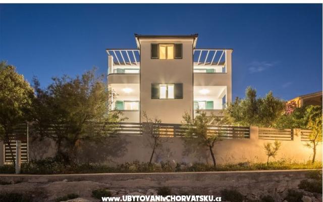 Apartamenty Polić - nocleg Rogoznica Chorwacja