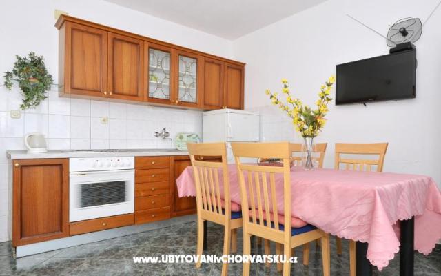 Apartamenty Tonka - nocleg Rogoznica Chorwacja