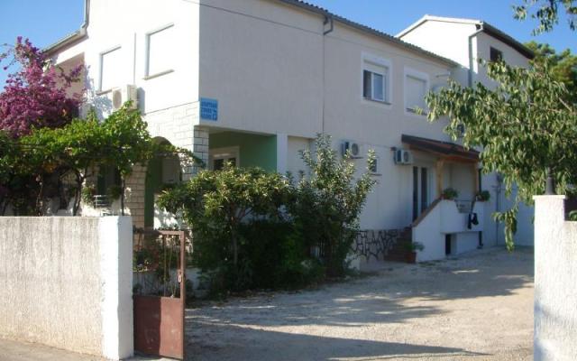 Apartamenty more - nocleg Rogoznica Chorwacja
