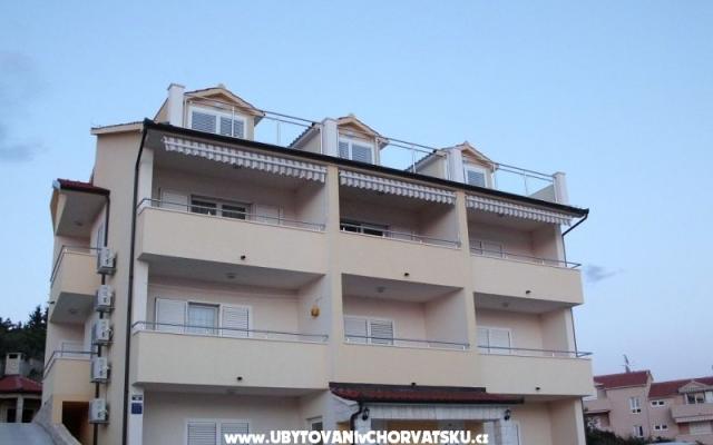 Apartamenty Ante - nocleg Rogoznica Chorwacja