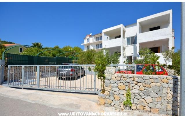 Apartamenty Ražanj - nocleg Rogoznica Chorwacja