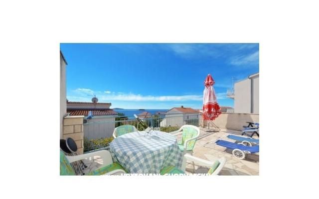 Apartamenty Renata - nocleg Rogoznica Chorwacja