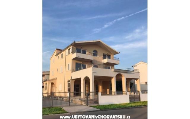Villa Marina - nocleg Rogoznica Chorwacja