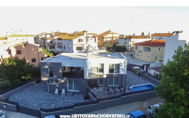 Holiday home with swimming pool - nocleg Rovinj Chorwacja