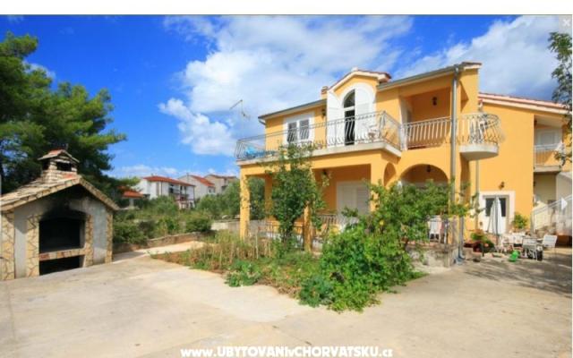 Apartamenty Naomi - nocleg Sibenik Chorwacja