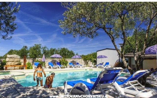 Holiday Resort Olive Garden Jadrija - nocleg Sibenik Chorwacja