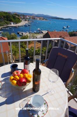 Beach house - Brodarica Šibenik - nocleg Sibenik Chorwacja