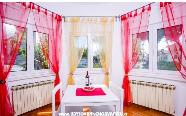 Apartamenty Villa Lole - nocleg Split Chorwacja