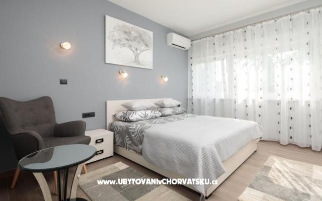 Grand tree apartment **** - nocleg Split Chorwacja