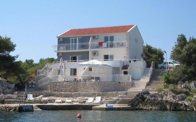 Apartamenty Lea - nocleg Sreser Chorwacja