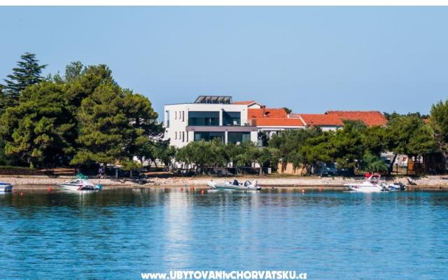 Punta Aqua - nocleg Sukosan Chorwacja
