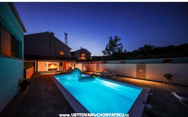 Apartament ANAI with private  pool - nocleg Sukosan Chorwacja