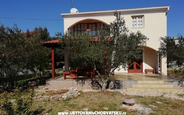 Dom wakacyjny Dević - nocleg Sukosan Chorwacja