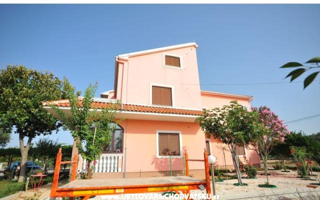 Villa Dalmatia - nocleg Sukosan Chorwacja