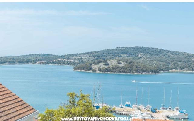 Apartamenty Petranic - nocleg Tisno Chorwacja