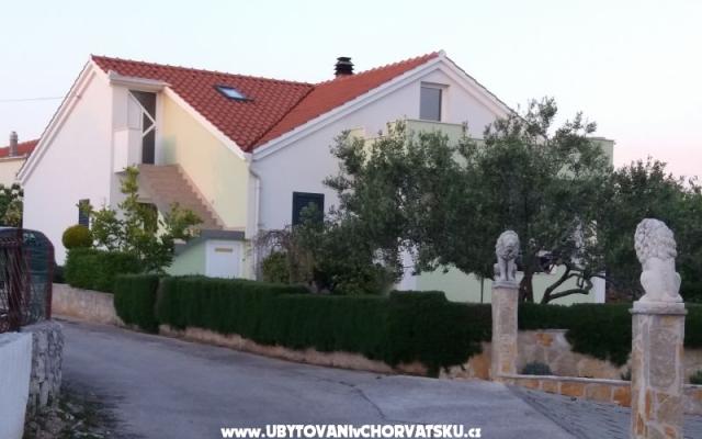Apartament Tone - nocleg Trogir Chorwacja