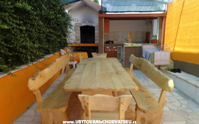 Apartamenty Suzi - nocleg Trogir Chorwacja