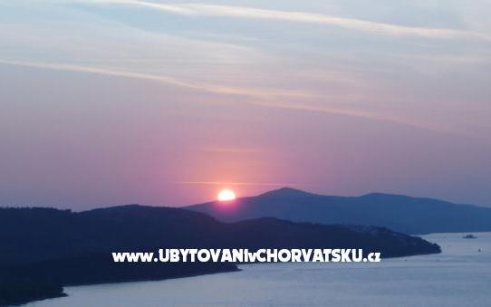 Apartamenty Anamaria - nocleg Trogir Chorwacja