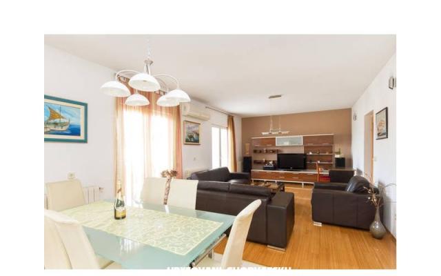 Apartamenty Tonka - nocleg Trogir Chorwacja