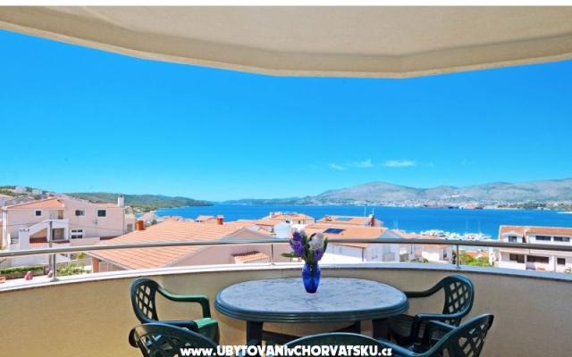 Danka - nocleg Trogir Chorwacja