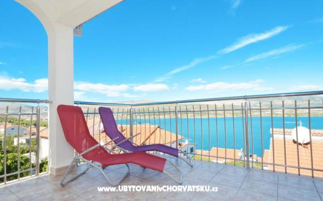 Kraljica Apt - nocleg Trogir Chorwacja
