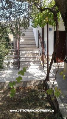Dom wakacyjny Mirjana - nocleg Trogir Chorwacja