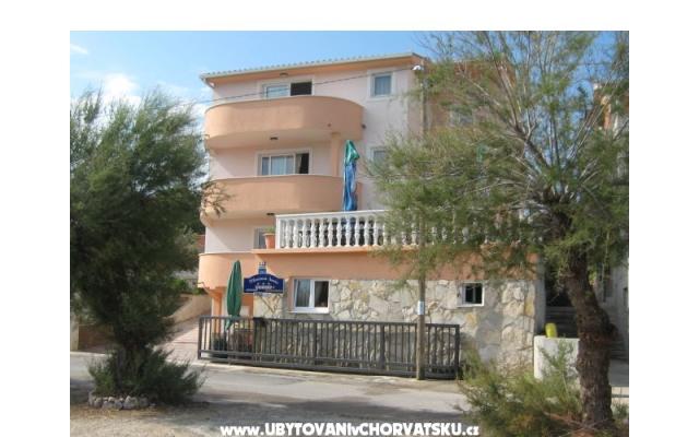 Marinovi Dvori - nocleg Trogir Chorwacja