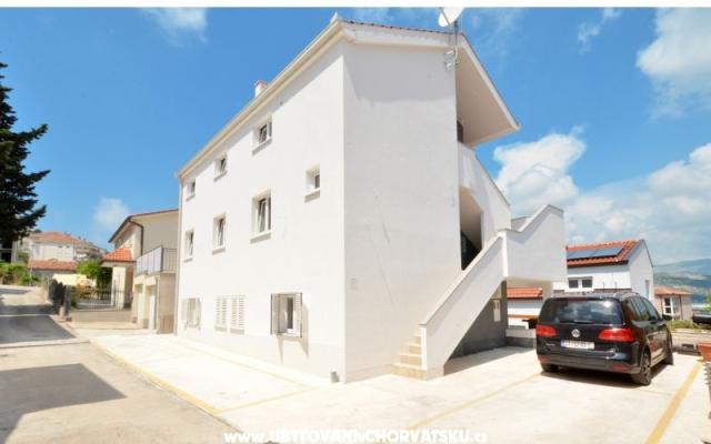 Punta - nocleg Trogir Chorwacja