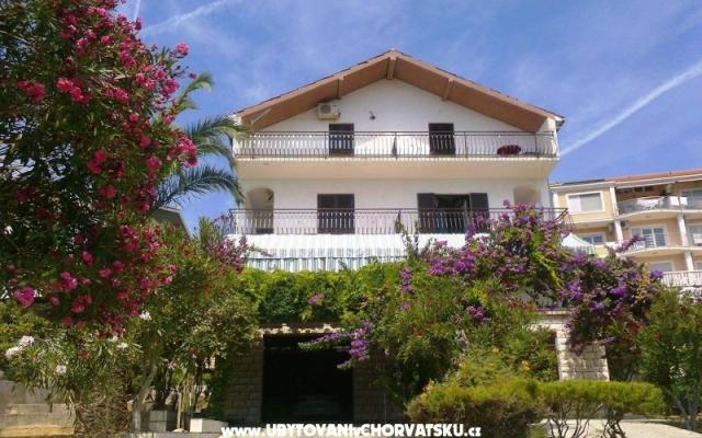  Apartamenty Ružmarin - nocleg Trogir Chorwacja